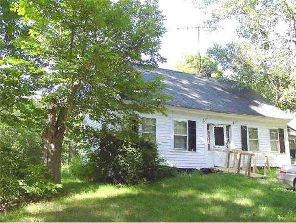 Property Photo: 8 Cross Road NH 03057