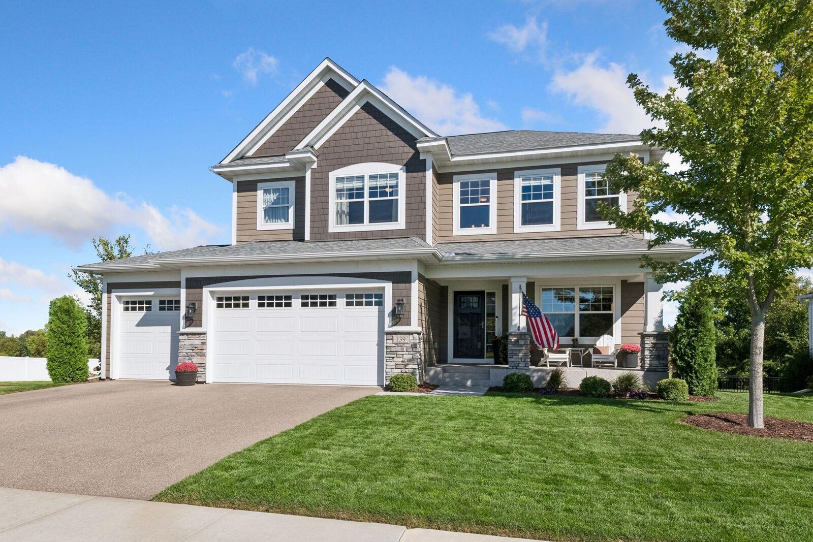 Property Photo: 139 Maple Terrace MN 55387