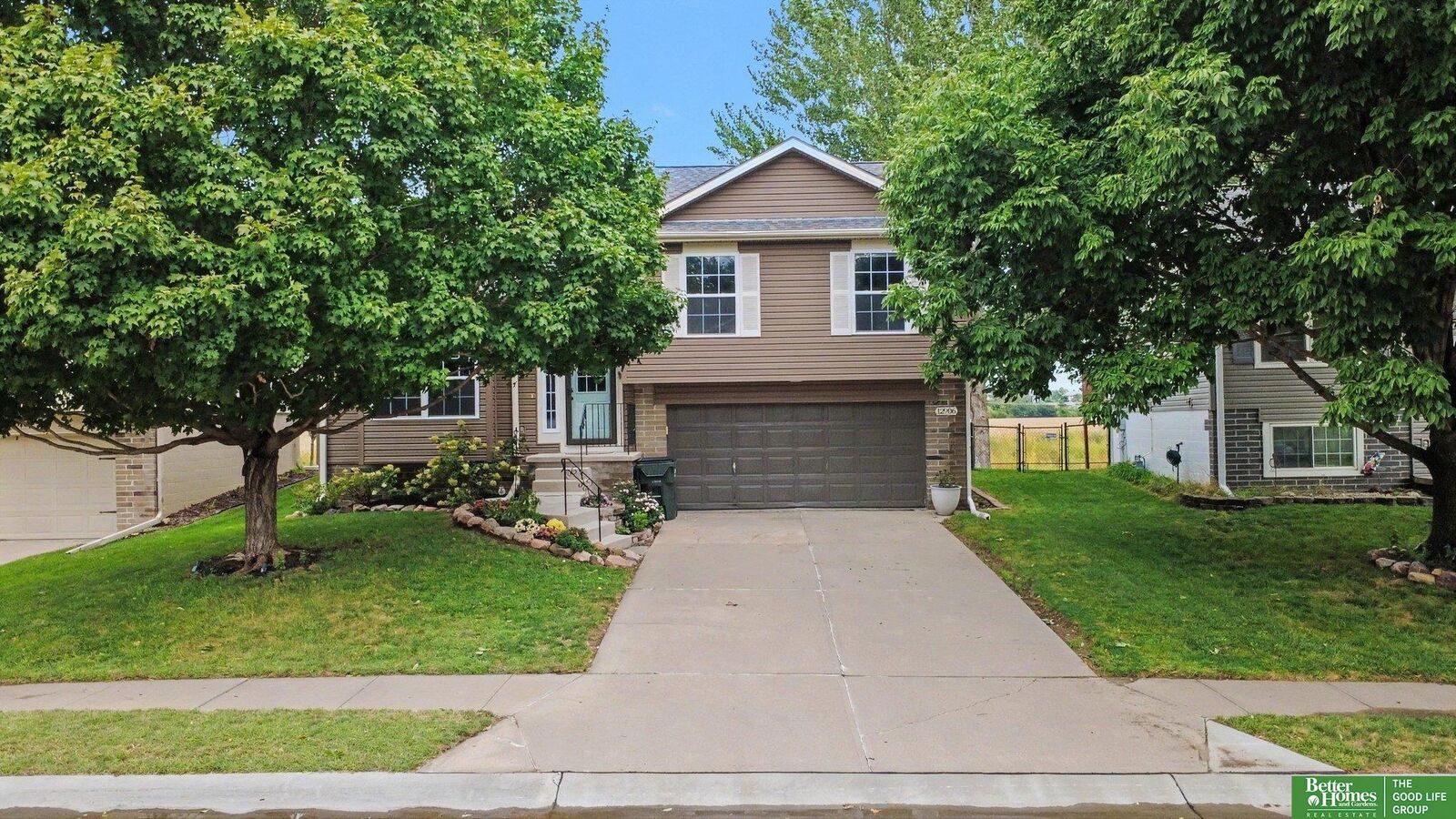 Property Photo:  12906 Vernon Avenue  NE 68164 