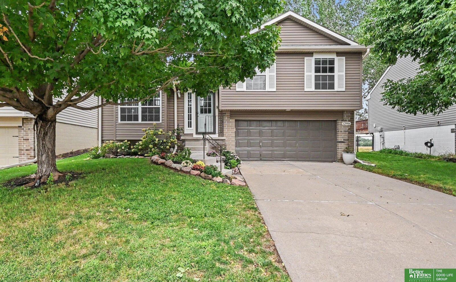 Property Photo:  12906 Vernon Avenue  NE 68164 