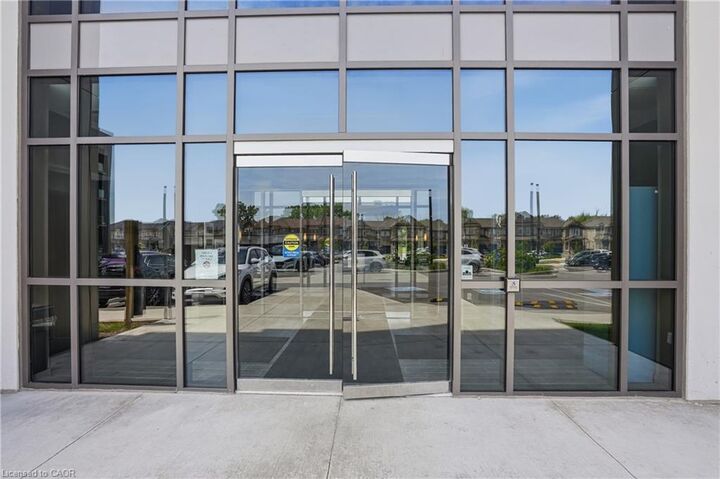 Property Photo:  460 Dundas Street E 1008  ON L8B 2A5 