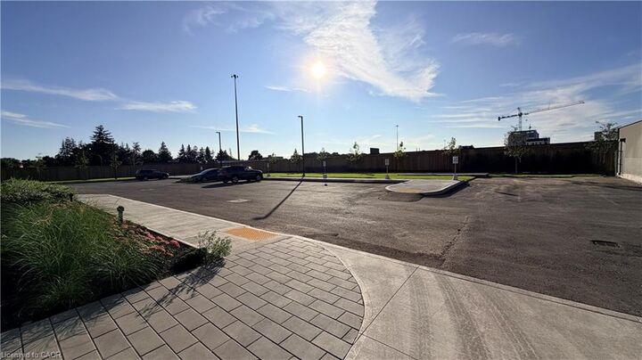 Property Photo:  1333 Weber Street E 308  ON N2A 0M5 