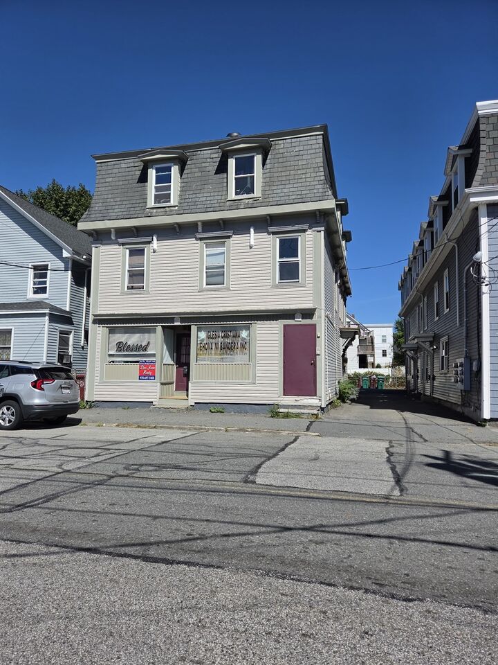 Property Photo:  63-65 Lakeview  MA 01850 