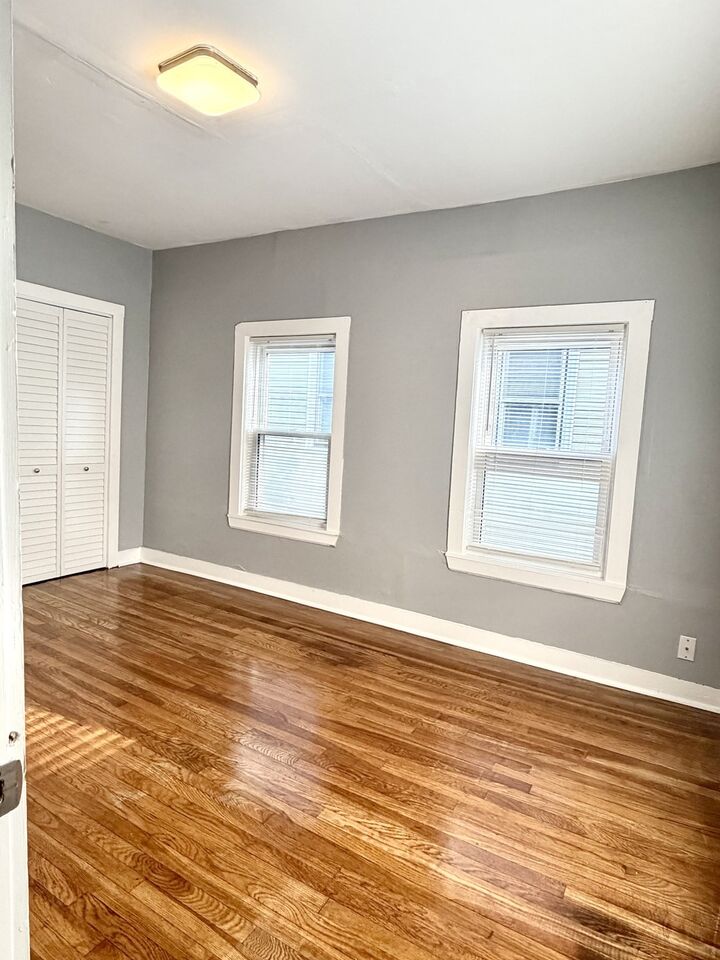 Property Photo:  34 Grove St 2  MA 01905 