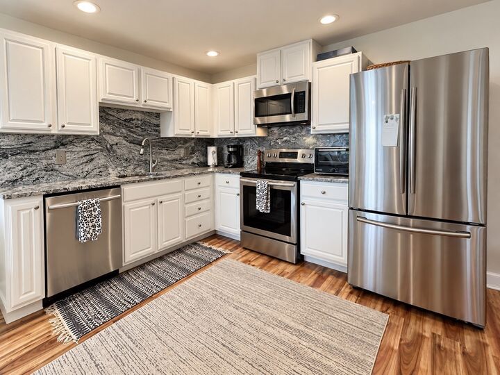 Property Photo: 49 Main E MA 02532