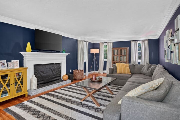 Property Photo: 18 Coolidge Cir MA 01532