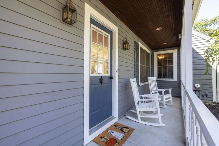 Property Photo:  4 Fern St  MA 01760 