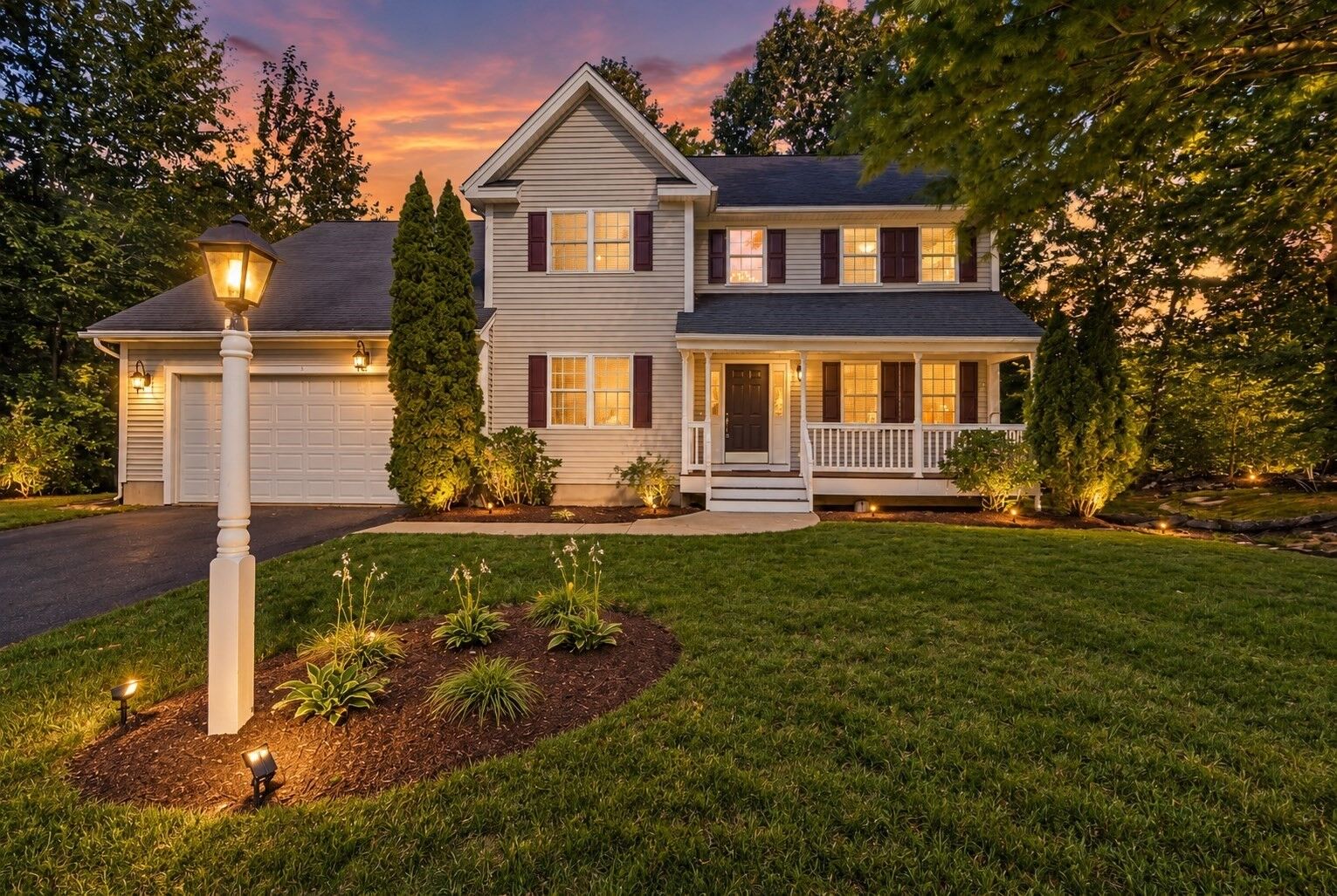 Property Photo:  5 Southwood Dr 50  MA 01772 