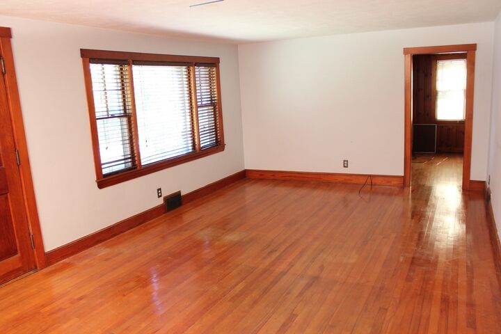 Property Photo: 390 Worcester Rd MA 01005