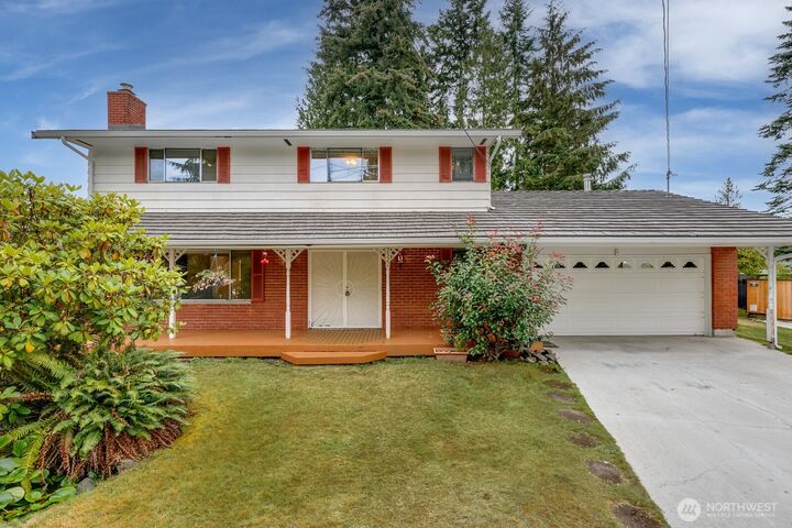 Property Photo: 2322 98th Street SE WA 98208