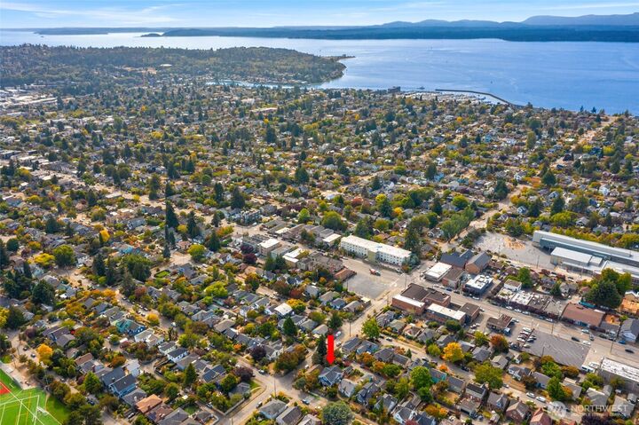 Property Photo: 7705 23rd Avenue NW WA 98117