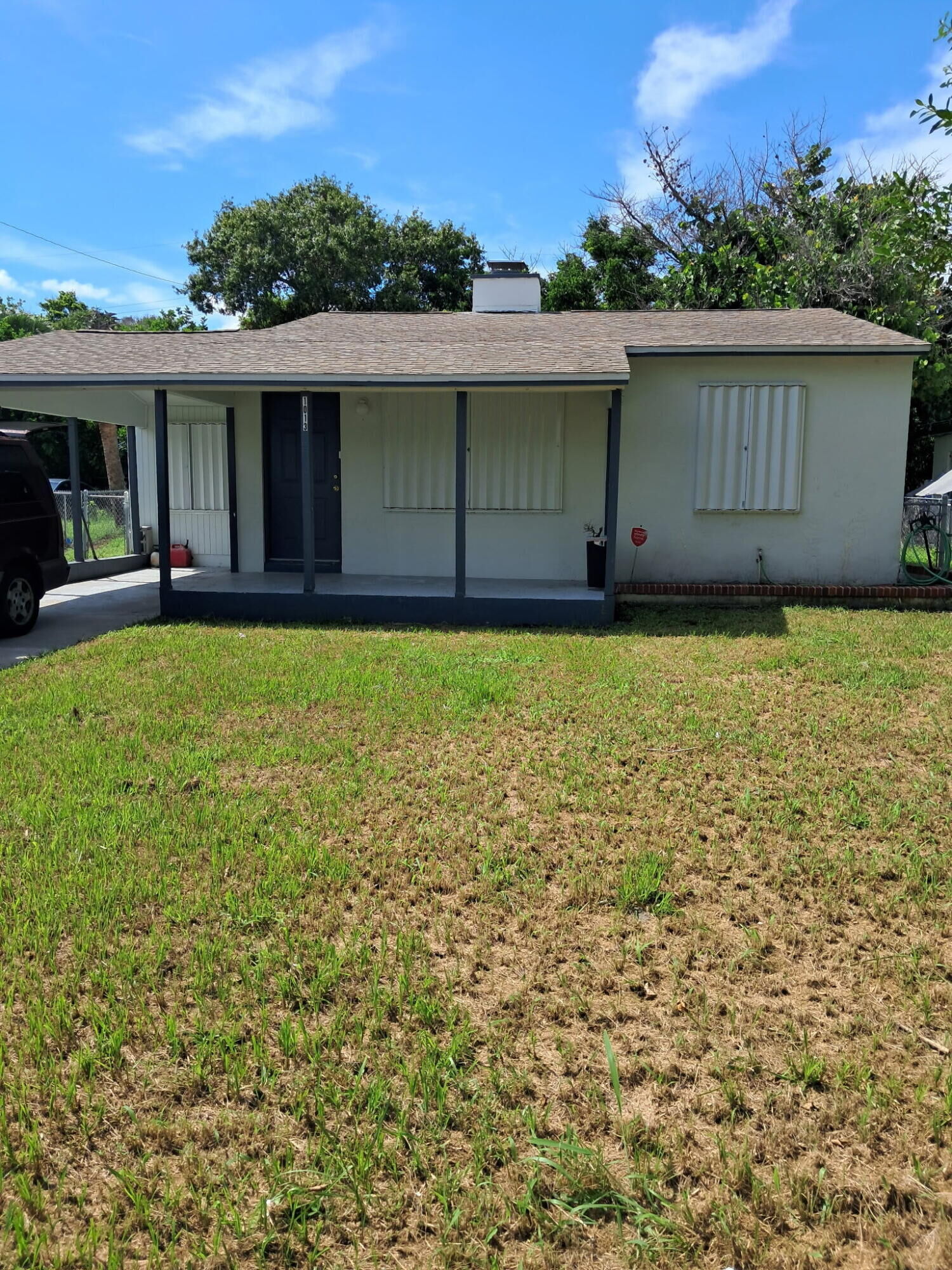 Property Photo:  1013 Mayflower Road  FL 34950 