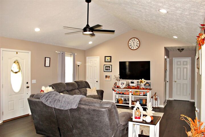 Property Photo:  479 Anne Claire Lane  KY 42127 