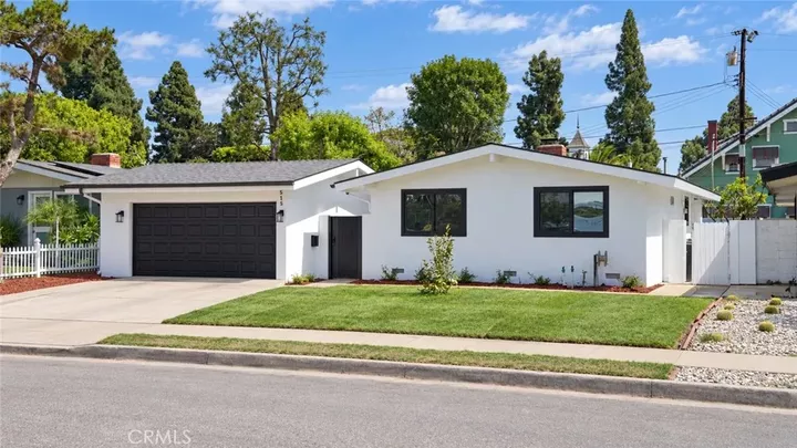 Property Photo:  515 N Wayfield  CA 92867 