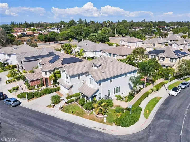 Property Photo:  2 Laketrail  CA 90621 