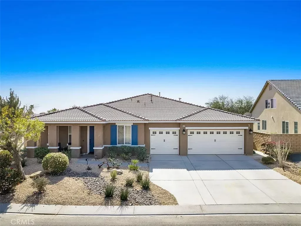 Property Photo:  80219 Maramar  CA 92203 