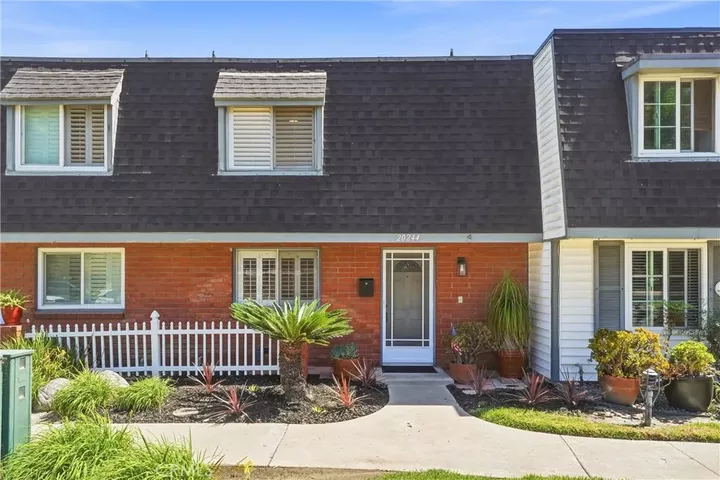Property Photo:  20244 Magnolia Street  CA 92646 