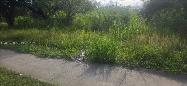 Property Photo:  272 SW 143 Ct  FL 33032 