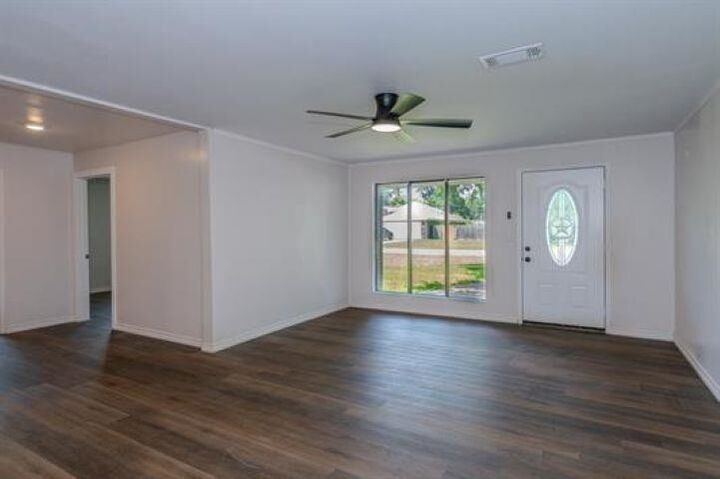 Property Photo:  3825 Buckingham Row  TX 77706 