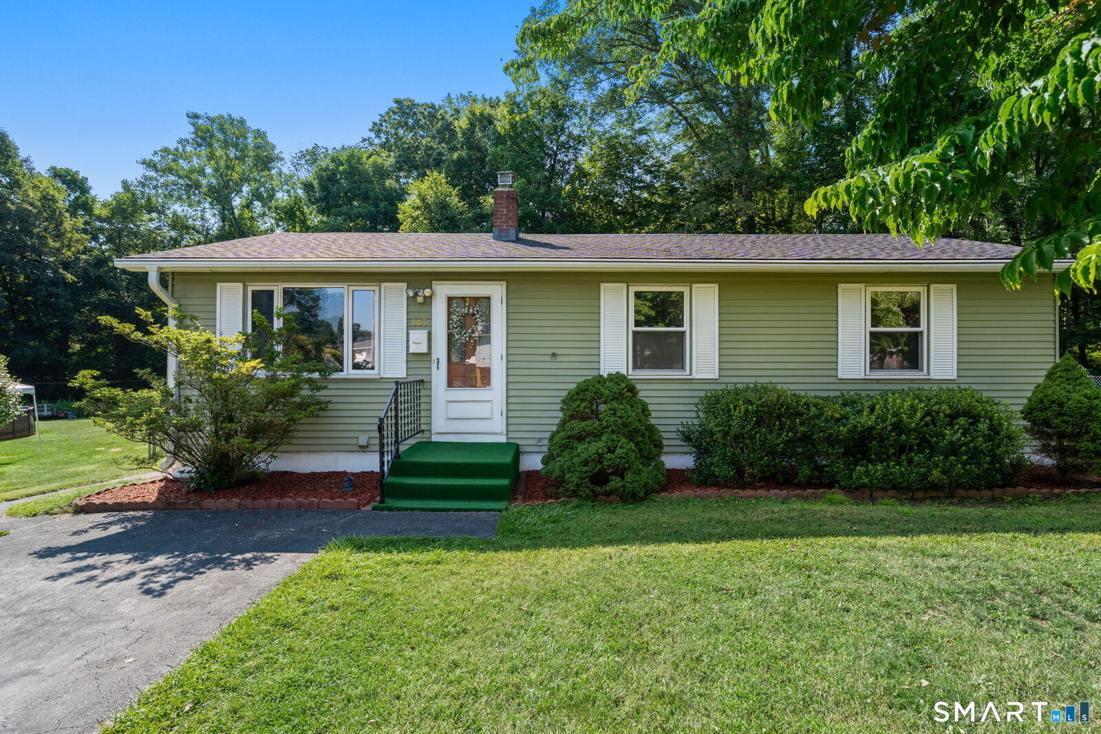 Property Photo: 143 Southridge Drive CT 06226