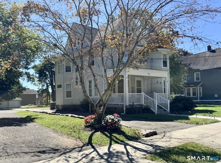 Property Photo:  29 Averill Place  CT 06405 