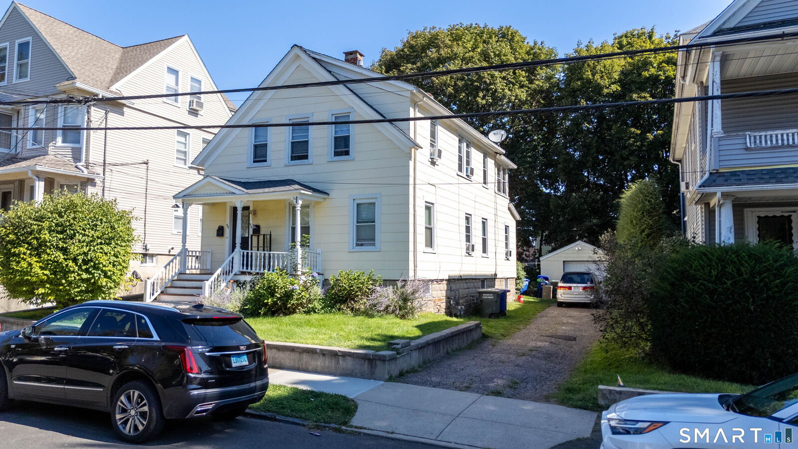 Property Photo:  96-98 Morehouse Street  CT 06605 