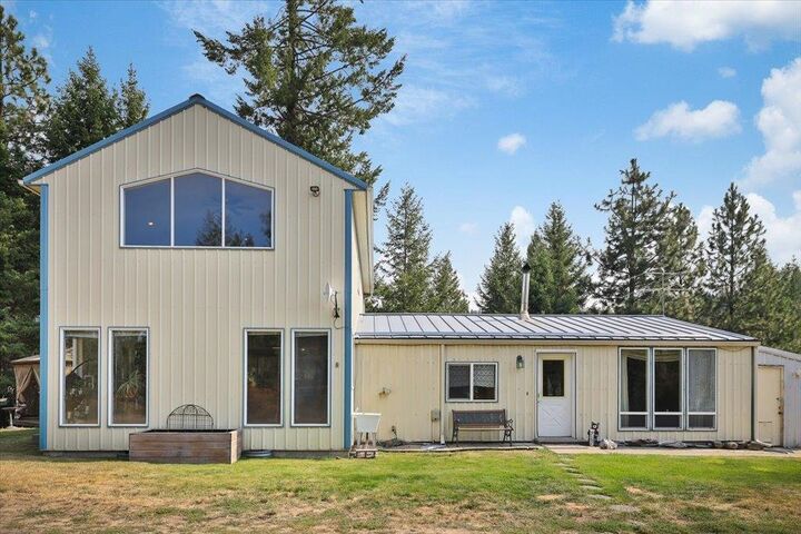 Property Photo:  17312 E Scribner Rd  WA 99217 