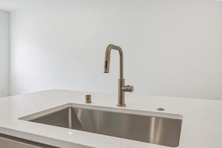 Property Photo: 4413 Conifer St WA 99353