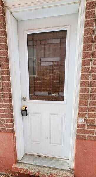 Property Photo:  114 Goulding Avenue Bsmt #1  ON M2M 1L4 
