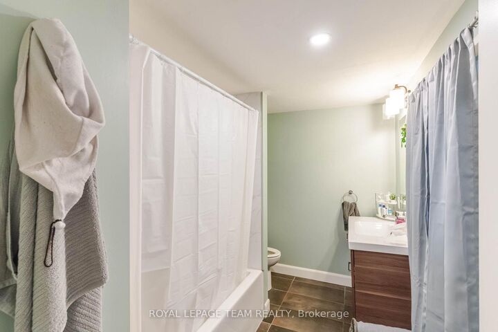 Property Photo:  154 Elgin Street Unit # 6  ON K0A 1A0 