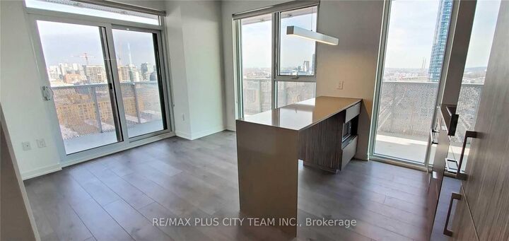 Property Photo:  20 Richardson Street 1510  ON M5A 0S6 