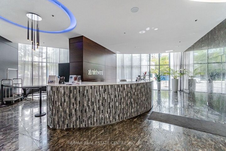 Property Photo:  50 Absolute Avenue Lph8  ON L4Z 0A9 