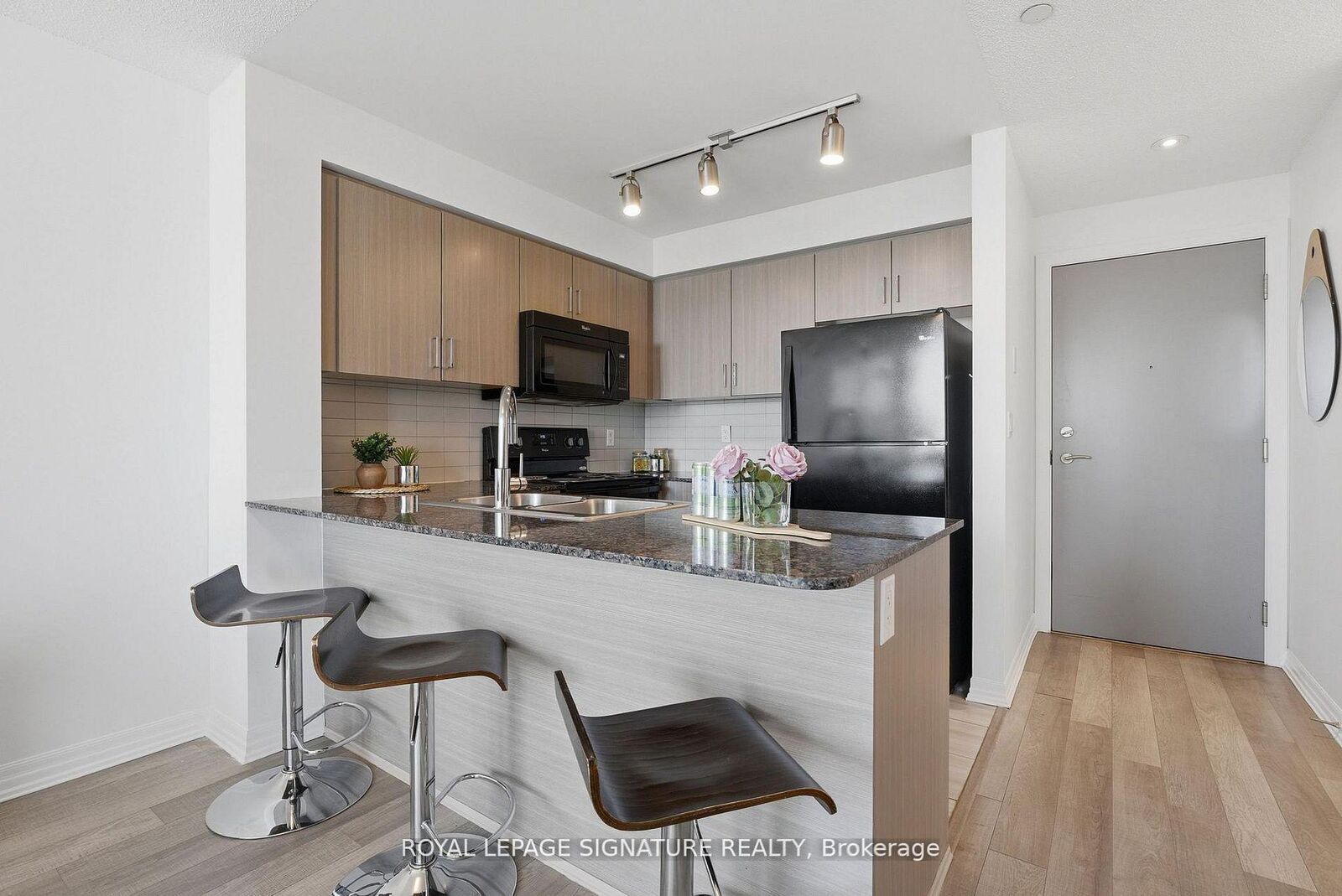 Property Photo:  80 Esther Lorrie Drive 1116  ON M9W 0C6 