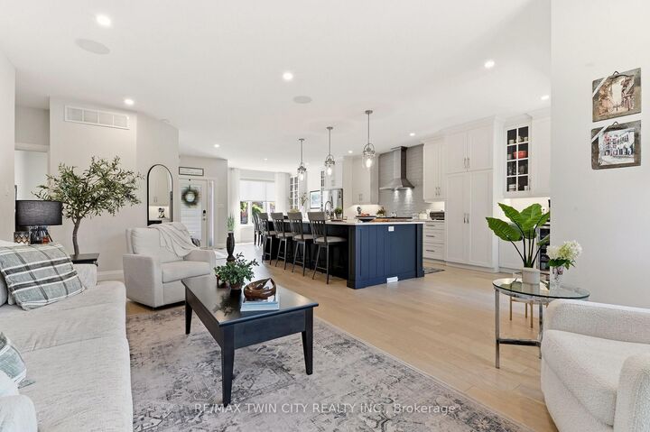 Property Photo:  20 Cardinal Lane  ON N3L 4G2 