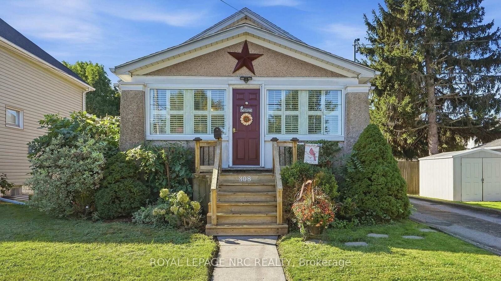 Property Photo:  308 Ash Street  ON L3K 2X3 