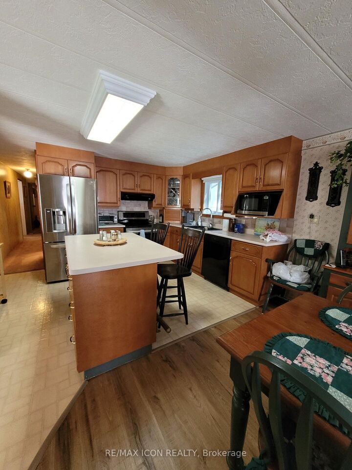 Property Photo: 9839 Lakeshore Road 5 ON N0M 1T0