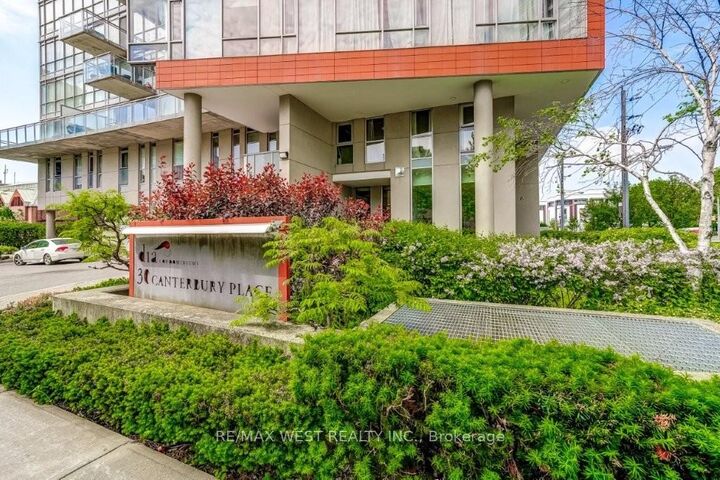 Property Photo: 30 Canterbury Place 501 ON M2N 0B9