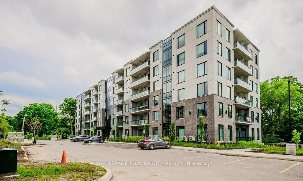 Property Photo:  103 Roger Street 108  ON N2J 0G2 