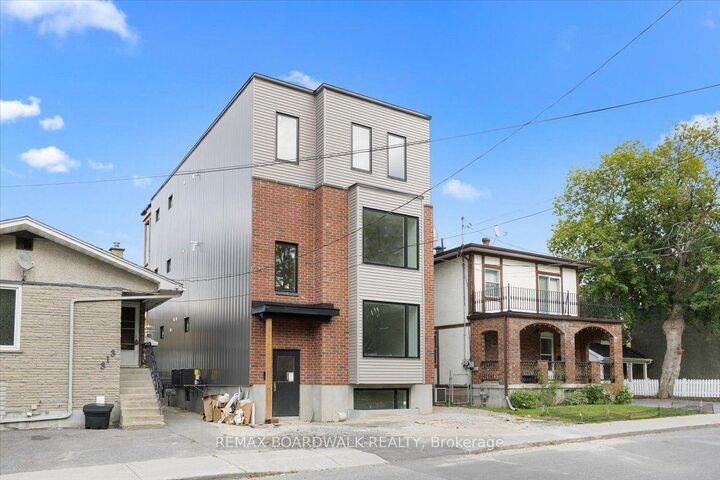 Property Photo:  315 Savard Avenue Unit 3  ON K1L 7S1 