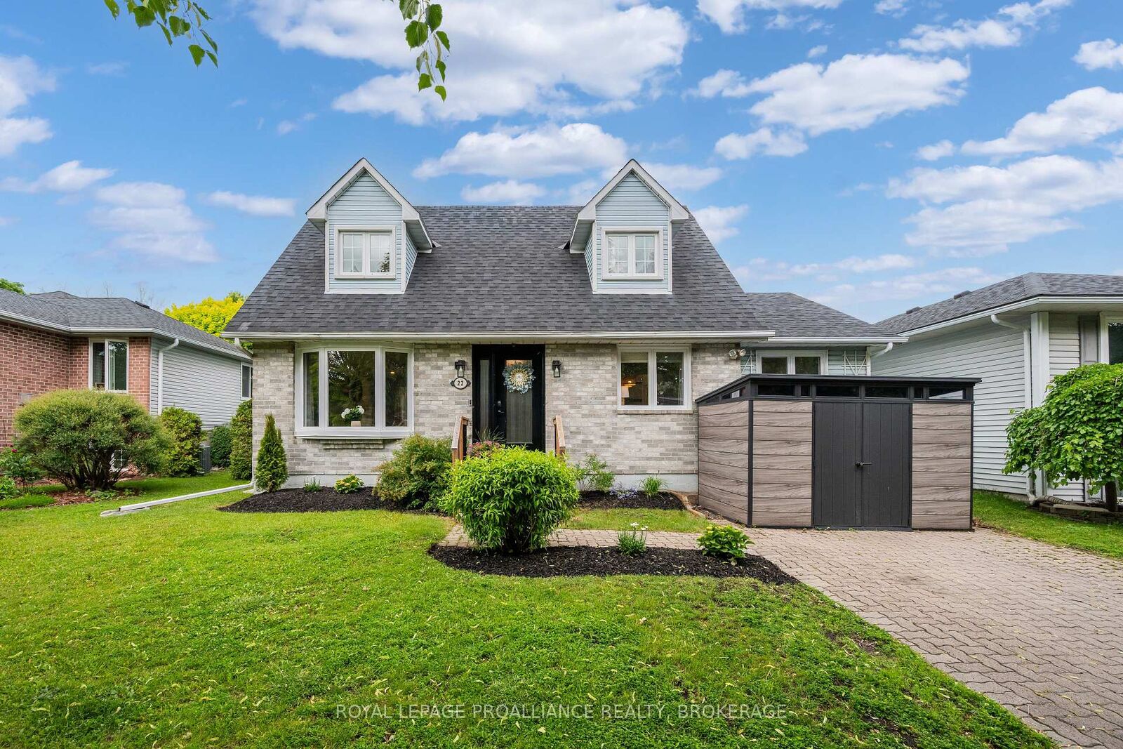 Property Photo: 22 Heritage Drive ON K0H 1G0