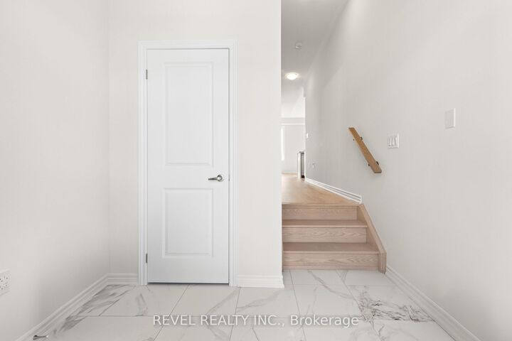 Property Photo:  38 Hickey Lane  ON K9V 1T9 