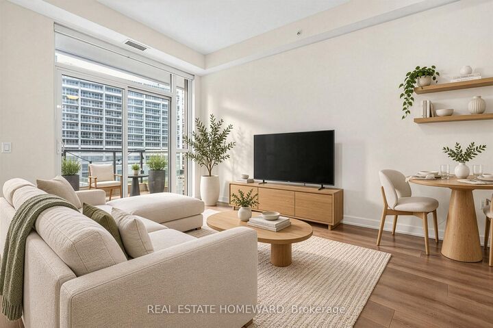 Property Photo:  38 Iannuzzi Street 721  ON M5V 0S2 
