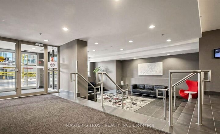 Property Photo:  812 Lansdowne Avenue 302  ON M6H 4K5 