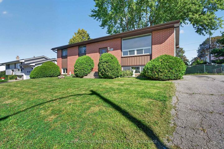 Property Photo:  139 Sherwood Avenue  ON K7N 1N7 