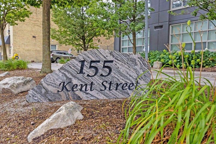 Property Photo:  155 Kent Street 1105  ON N6A 5N7 