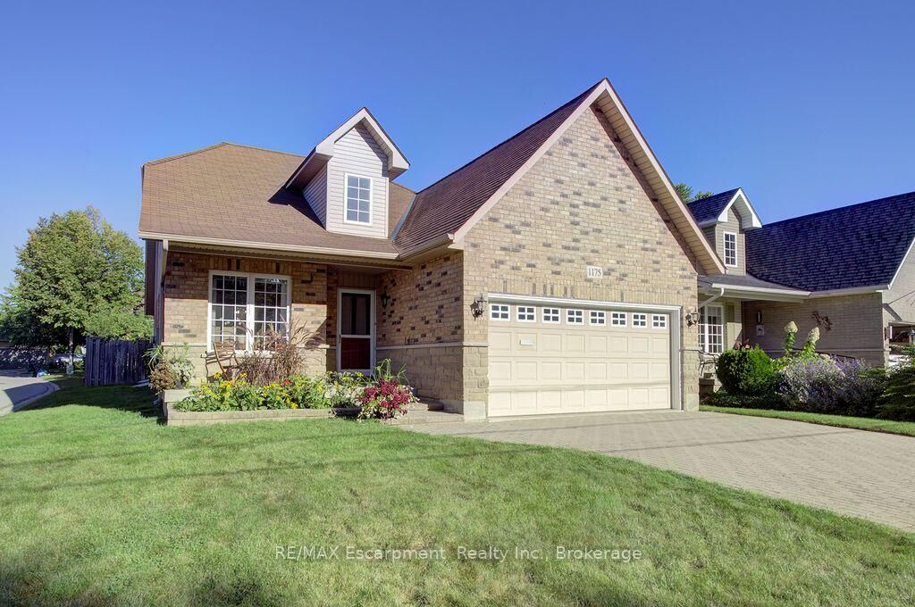 Property Photo:  1175 Bellview Crescent  ON L7S 1C9 
