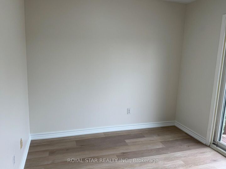 Property Photo:  162 Beech St Main Floor Street  ON L6V 1V6 