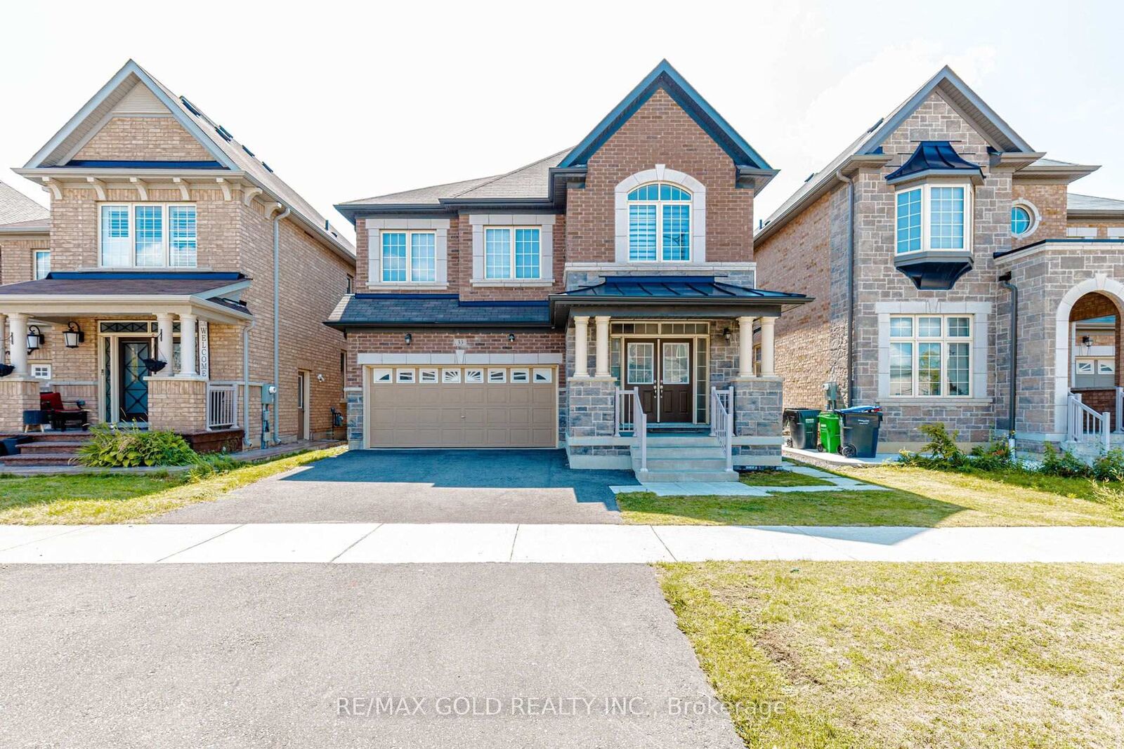 Property Photo:  33 Tiger Crescent  ON L6R 0C8 