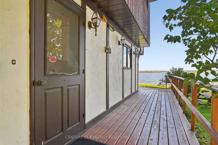 Property Photo: 3056 Black Bay Lane ON K7V 3Z8