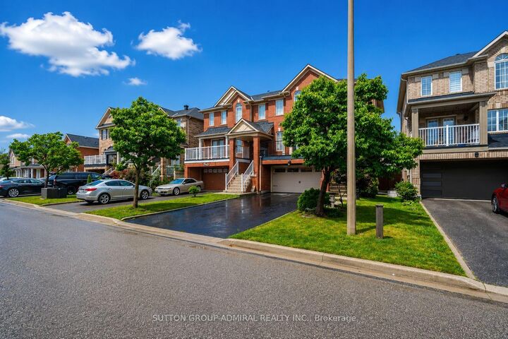 Property Photo:  43 Mainland Crescent  ON L6A 3G4 